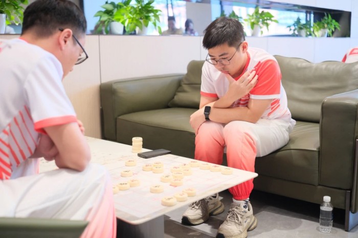 森林舞会官网-追求康健,你我一起生长